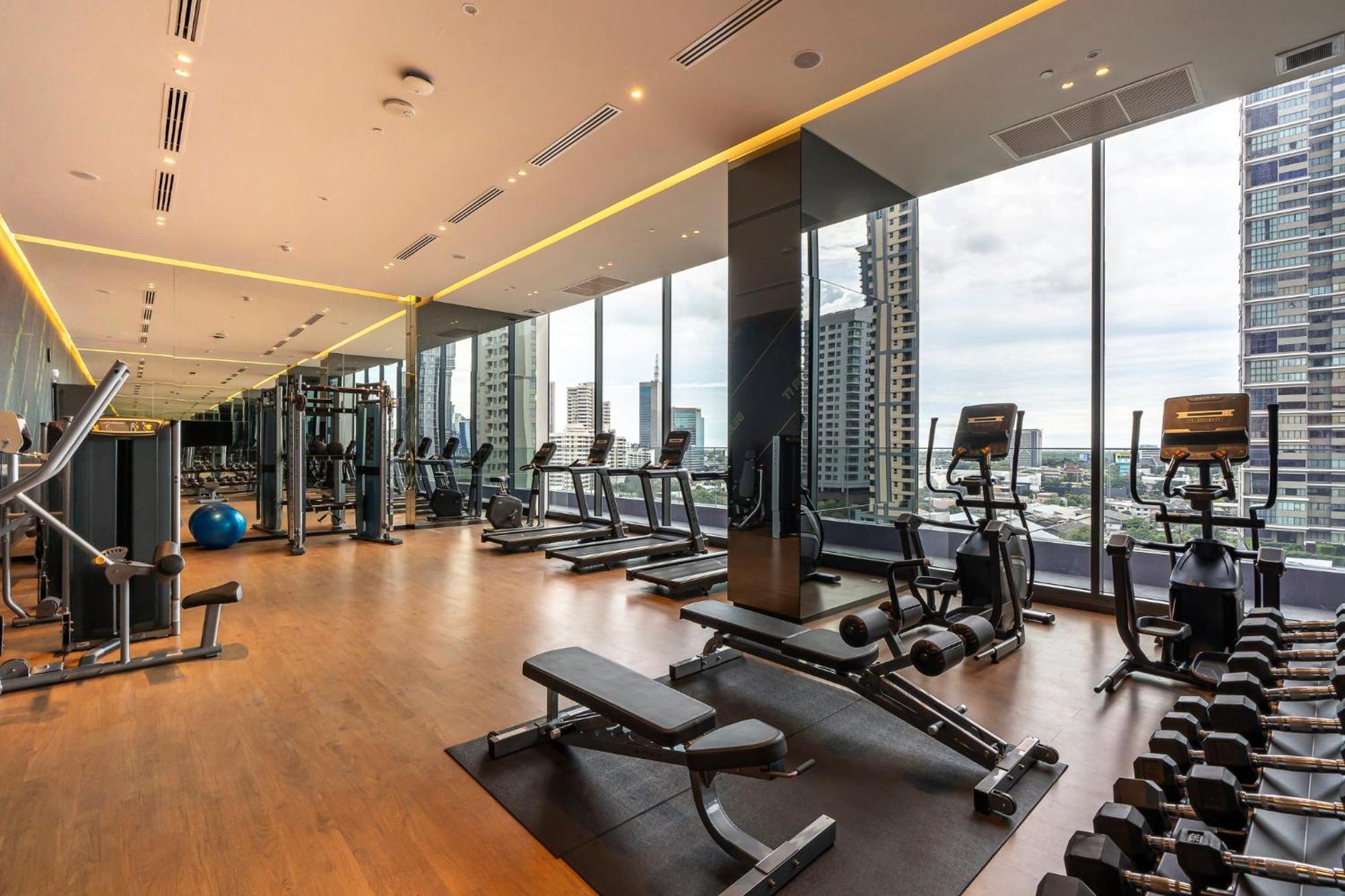 Staybridge Suites Bangkok Sukhumvit By Ihg Exterior photo