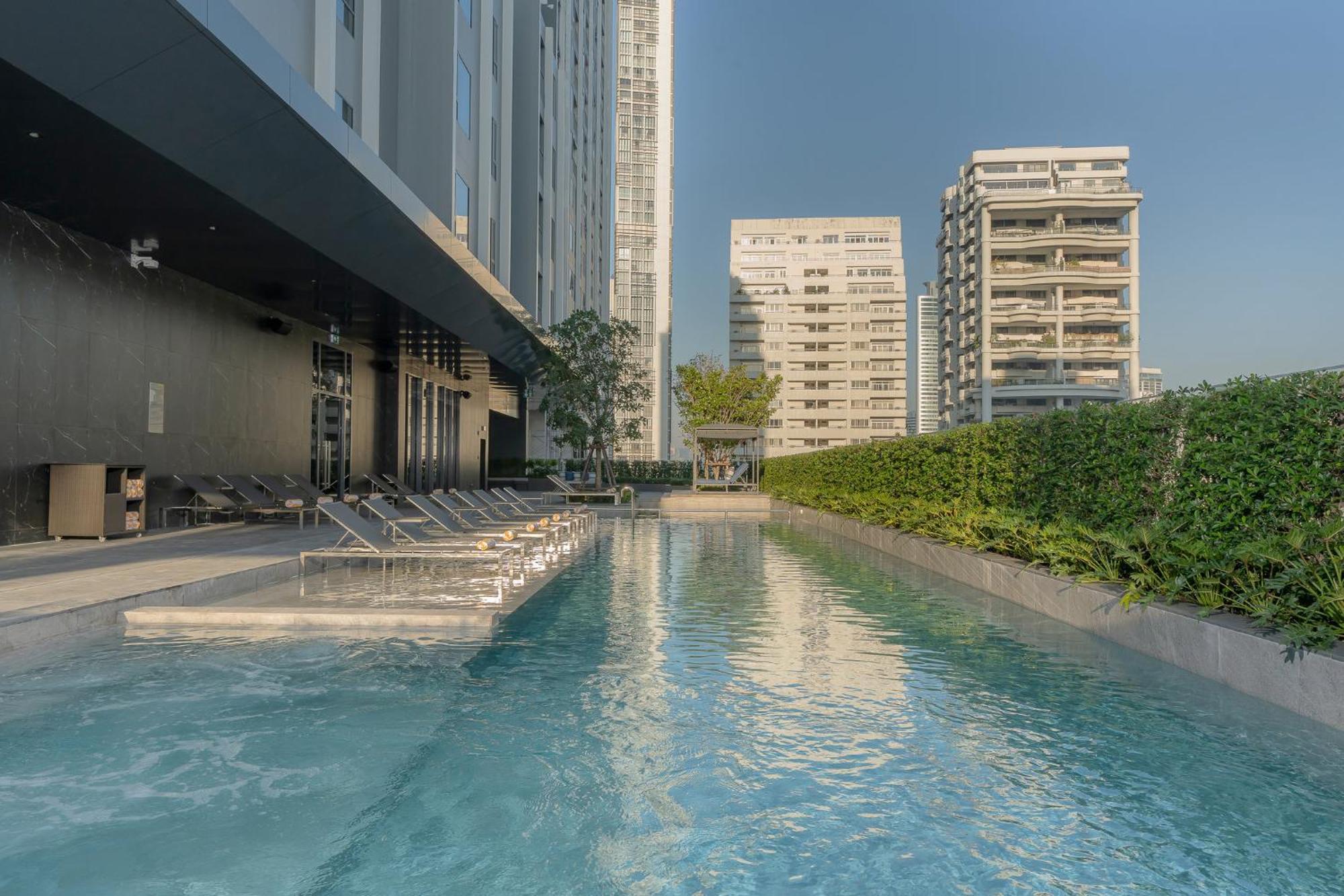 Staybridge Suites Bangkok Sukhumvit By Ihg Exterior photo