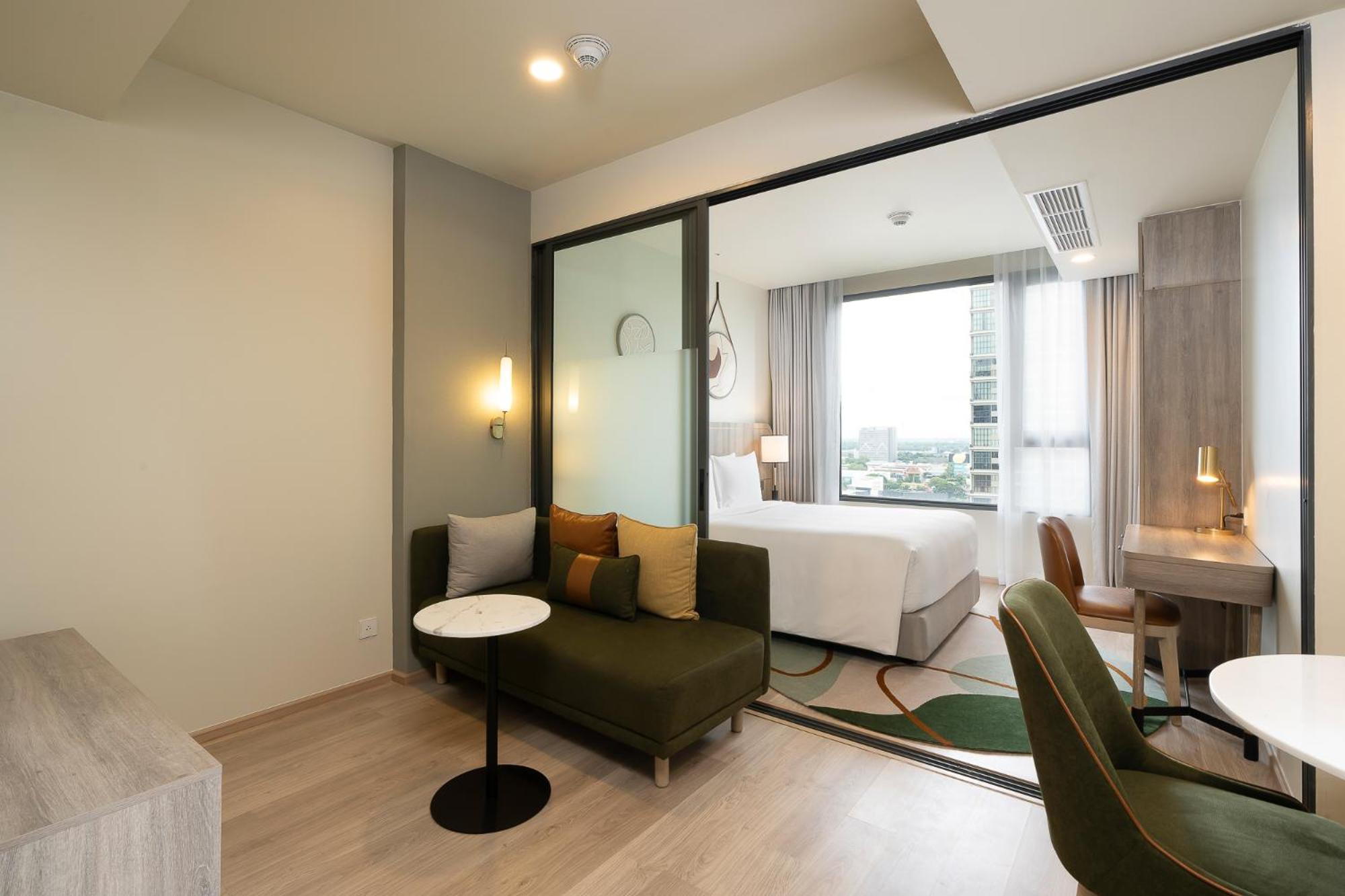 Staybridge Suites Bangkok Sukhumvit By Ihg Exterior photo
